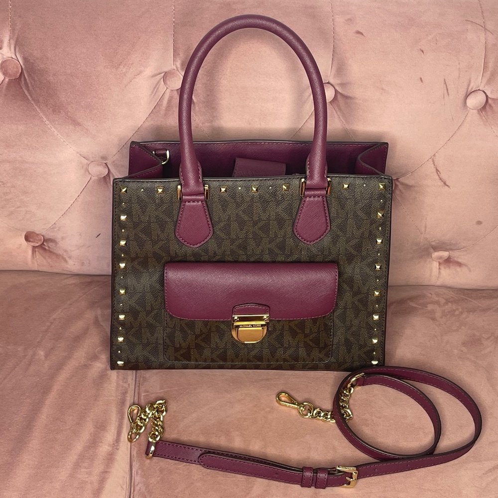 Gorgeous Michael Kors purse!